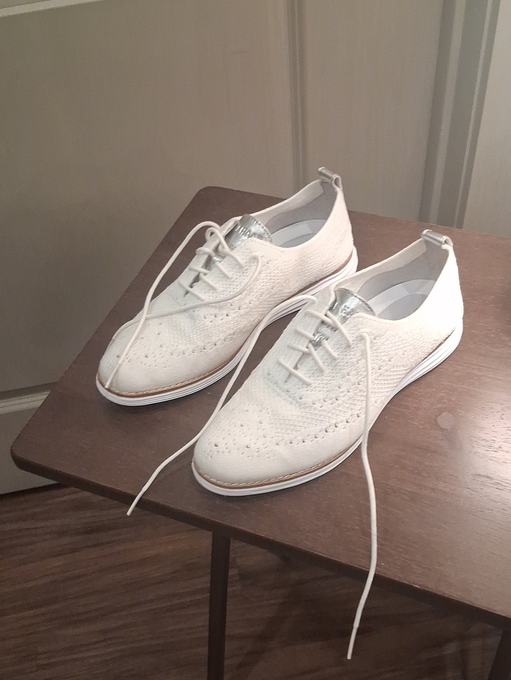 Women’s White Knit Moccasin Oxfords - Lightweight Casual Lace-Up